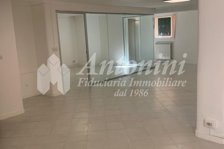 Trieste quarter Viale Gorizia Office for rent 80 sqm