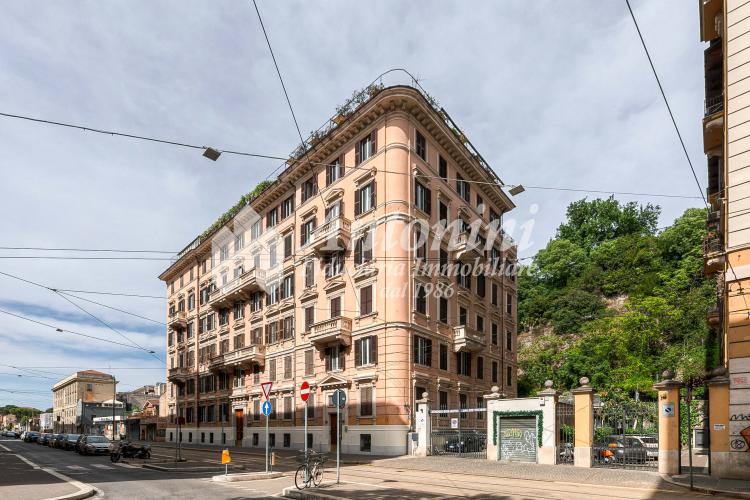 Roma Flaminio Via Flaminia Office For Sale 270 sqm
