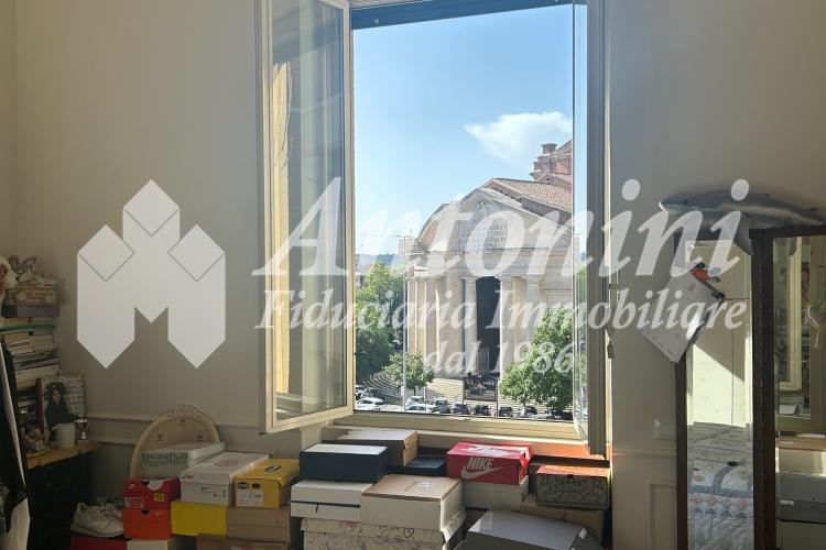 Parioli quarter Via D. Chelini (Piazza Euclide) 170 sqm